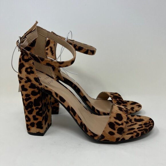 A New Day Ema Leopard Print Ankle Strap Block Heels Pumps - Picture 4 of 8